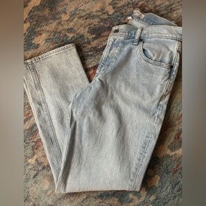 Abercrombie & Fitch The 90’s Straight Low Rise Curve Love Jean